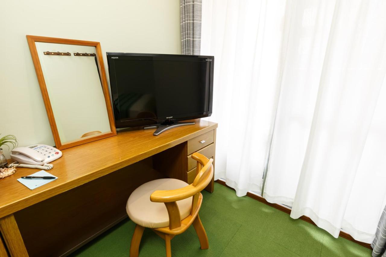 Hotel Peace Land Kume Naha Buitenkant foto