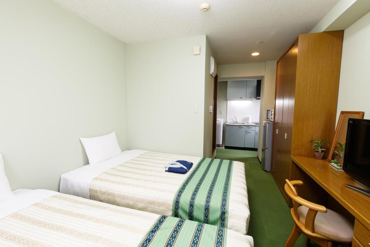 Hotel Peace Land Kume Naha Buitenkant foto
