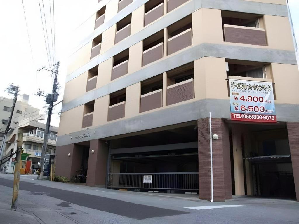 Hotel Peace Land Kume Naha Buitenkant foto