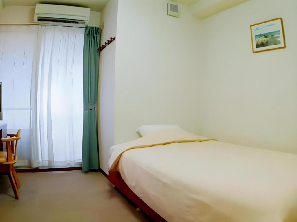 Hotel Peace Land Kume Naha Buitenkant foto