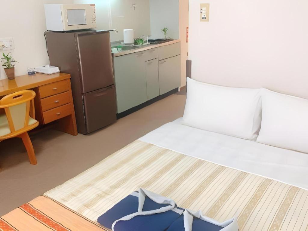 Hotel Peace Land Kume Naha Buitenkant foto